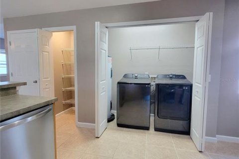 Condo in Ocala, Florida, 3 bedrooms  № 1822919 - photo 13