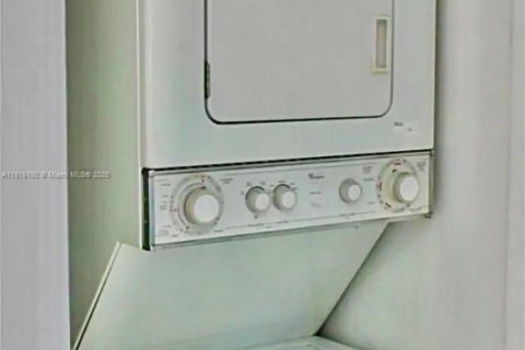 Copropriété à louer à Plantation, Floride: 1 chambre, 83.61 m2 № 1974356 - photo 6