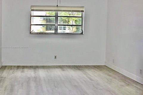 Copropriété à louer à Plantation, Floride: 1 chambre, 83.61 m2 № 1974356 - photo 11