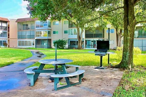 Copropriété à louer à Plantation, Floride: 1 chambre, 83.61 m2 № 1974356 - photo 14