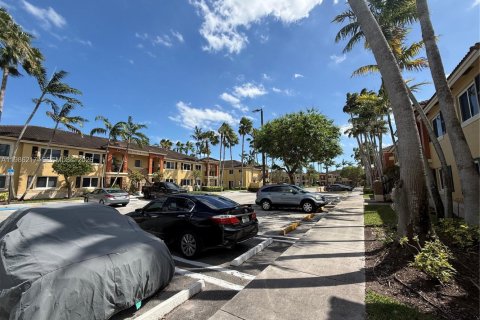 Condo in Homestead, Florida, 3 bedrooms  № 2053107 - photo 3