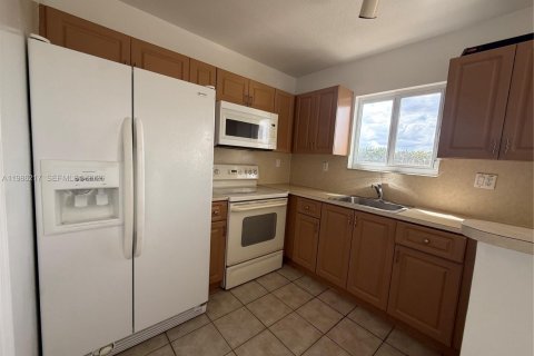 Condo in Homestead, Florida, 3 bedrooms  № 2053107 - photo 8
