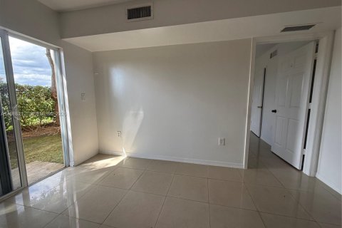 Condo in Homestead, Florida, 3 bedrooms  № 2053107 - photo 9