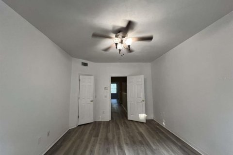 Townhouse in Gainesville, Florida 3 bedrooms, 147.16 sq.m. № 1643017 - photo 24