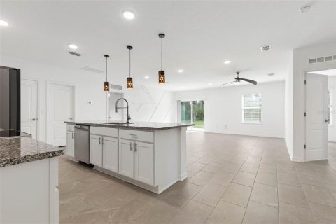 Villa ou maison à vendre à Palm Coast, Floride: 4 chambres, 190.54 m2 № 2360812 - photo 5