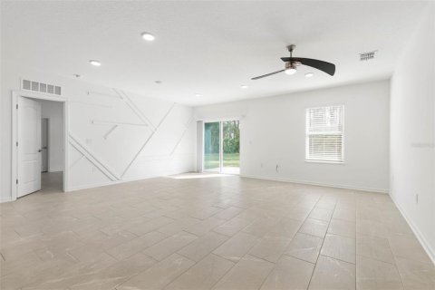 Villa ou maison à vendre à Palm Coast, Floride: 4 chambres, 190.54 m2 № 2360812 - photo 6