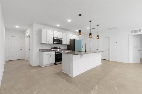 Villa ou maison à vendre à Palm Coast, Floride: 4 chambres, 190.54 m2 № 2360812 - photo 4
