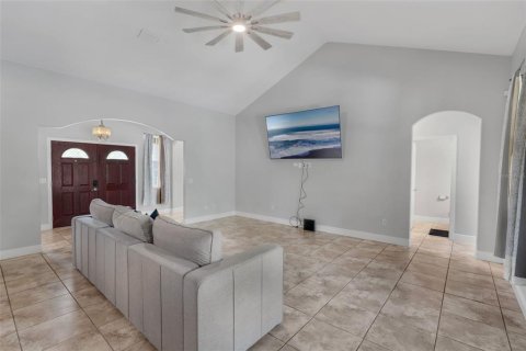Casa en venta en Leesburg, Florida, 4 dormitorios, 310.01 m2 № 1837815 - foto 17