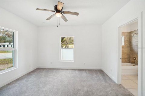 Commercial property in Tampa, Florida 6 bedrooms, 293.39 sq.m. № 1532914 - photo 19