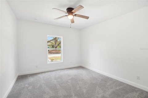 Commercial property in Tampa, Florida 6 bedrooms, 293.39 sq.m. № 1532914 - photo 29