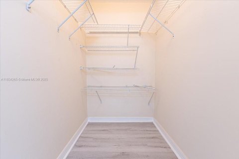 Copropriété à vendre à Miami, Floride: 2 chambres, 93.74 m2 № 1846029 - photo 17