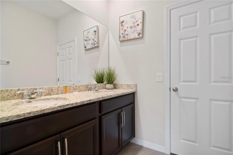 Casa en venta en Davenport, Florida, 5 dormitorios, 231.42 m2 № 2156821 - foto 6