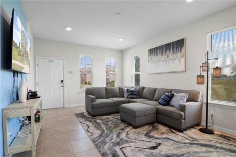 Casa en venta en Davenport, Florida, 5 dormitorios, 231.42 m2 № 2156821 - foto 5