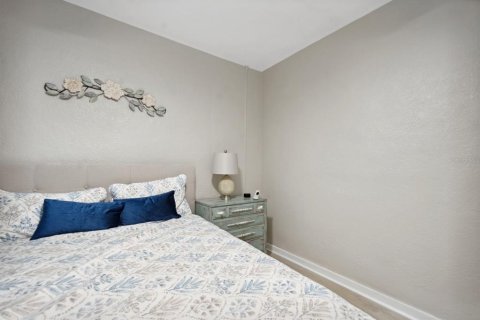 Immobilier commercial à vendre à Indian Rocks Beach, Floride: 5 chambres, 137.5 m2 № 1005841 - photo 12