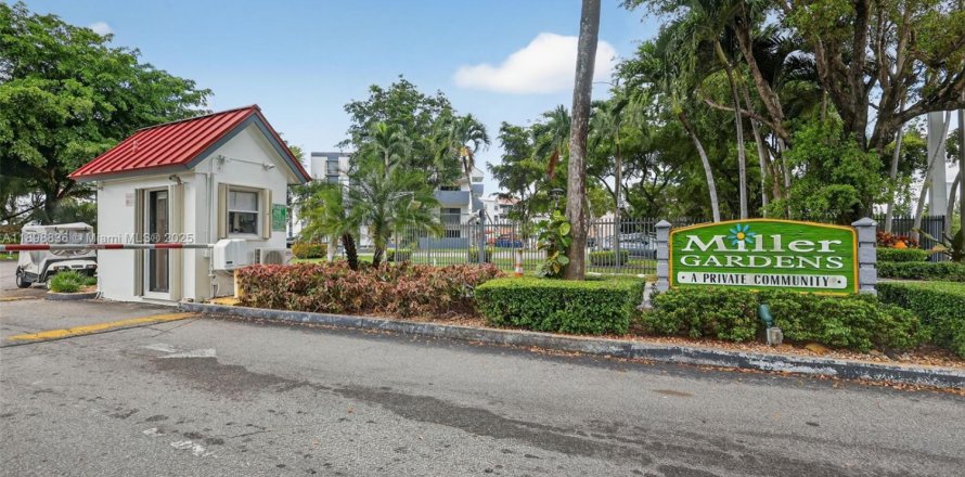 Condo in Miami, Florida, 2 bedrooms  № 1967801