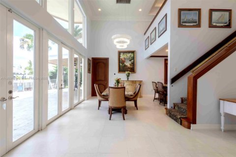 Купить виллу или дом в Лайтхаус-Пойнт, Флорида 4 спальни, 288.55м2, № 1975879 - фото 6