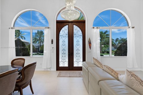 Купить виллу или дом в Лайтхаус-Пойнт, Флорида 4 спальни, 288.55м2, № 1975879 - фото 4