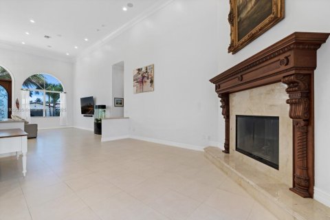 Купить виллу или дом в Лайтхаус-Пойнт, Флорида 4 спальни, 288.55м2, № 1975879 - фото 23