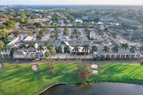 Купить кондоминиум в Коконат Крик, Флорида 2 спальни, 107.4м2, № 2014499 - фото 15