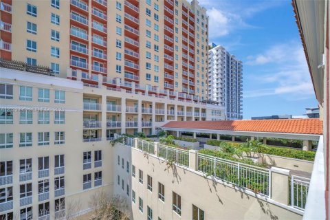 Copropriété à louer à Miami, Floride: 2 chambres, 112.97 m2 № 2086267 - photo 20