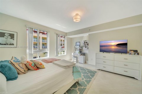 Copropriété à louer à Miami, Floride: 2 chambres, 112.97 m2 № 2086267 - photo 13