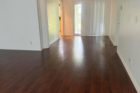 Apartment in Pompano Beach, Florida 2 bedrooms, 212.84 sq.m. № 2086926 - photo 4