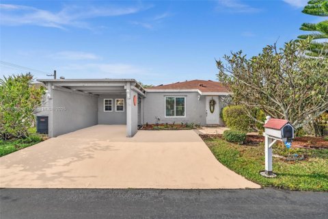 Condominio en venta en Delray Beach, Florida, 2 dormitorios, 99.68 m2 № 1874296 - foto 2