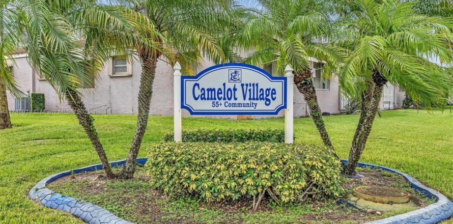 Condominio en Delray Beach, Florida, 2 dormitorios  № 1874296