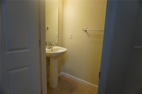 Casa en alquiler en Ocala, Florida, 4 dormitorios, 233.18 m2 № 1915685 - foto 4