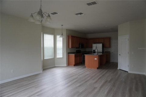 Casa en alquiler en Ocala, Florida, 4 dormitorios, 233.18 m2 № 1915685 - foto 8