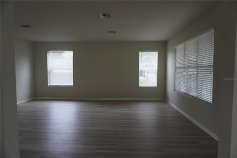 House in Ocala, Florida 4 bedrooms, 233.18 sq.m. № 1915685 - photo 7