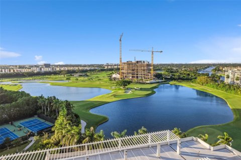 Снять в аренду квартиру в Халландейл-Бич, Флорида 2 спальни, 120.49м2, № 1969643 - фото 11