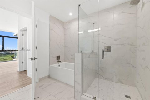 Снять в аренду квартиру в Халландейл-Бич, Флорида 2 спальни, 120.49м2, № 1969643 - фото 26