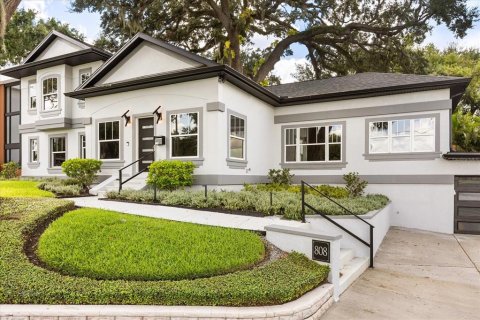House in Orlando, Florida 3 bedrooms, 224.17 sq.m. № 1876027 - photo 6