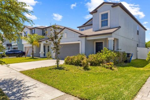 Villa ou maison à vendre à Tampa, Floride: 5 chambres, 224.36 m2 № 2236330 - photo 3