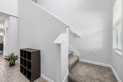 Villa ou maison à vendre à Tampa, Floride: 5 chambres, 224.36 m2 № 2236330 - photo 6