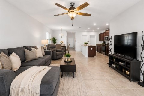 Villa ou maison à vendre à Tampa, Floride: 5 chambres, 224.36 m2 № 2236330 - photo 10