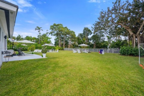 House in Miami, Florida 3 bedrooms, 181.44 sq.m. № 1875358 - photo 23