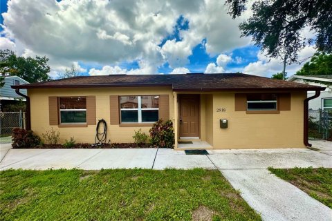 House in Orlando, Florida 3 bedrooms, 140 sq.m. № 1803274 - photo 25