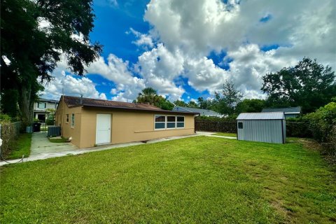 House in Orlando, Florida 3 bedrooms, 140 sq.m. № 1803274 - photo 23
