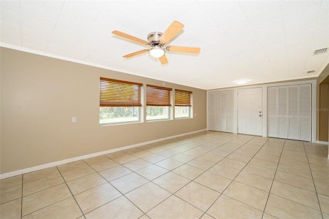 House in Orlando, Florida 3 bedrooms, 140 sq.m. № 1803274 - photo 19