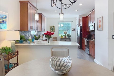 Villa ou maison à louer à Winter Haven, Floride: 3 chambres, 153.2 m2 № 2373581 - photo 4