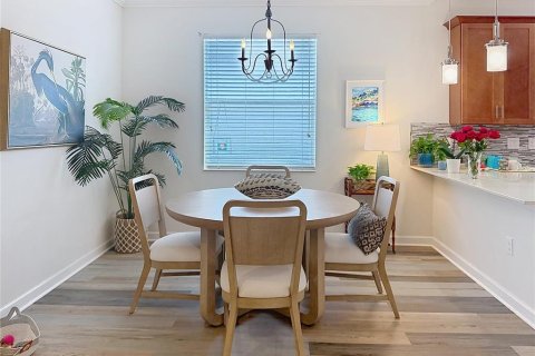 Villa ou maison à louer à Winter Haven, Floride: 3 chambres, 153.2 m2 № 2373581 - photo 6
