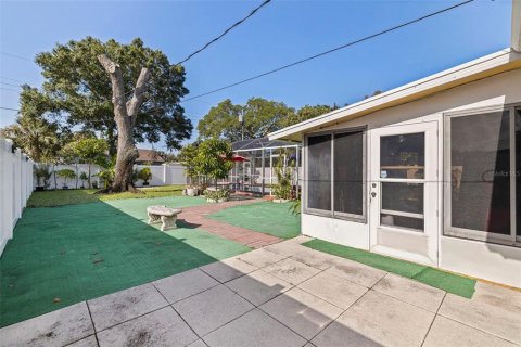 House in Pinellas Park, Florida 2 bedrooms, 78.97 sq.m. № 1852622 - photo 21