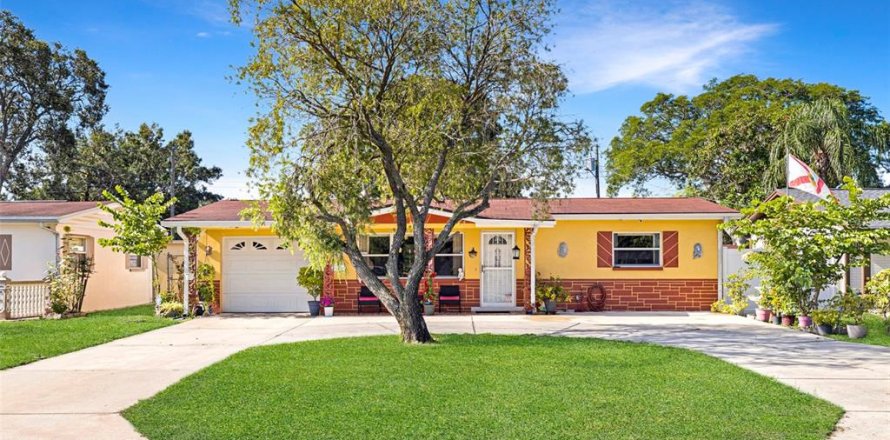 House in Pinellas Park, Florida 2 bedrooms, 78.97 sq.m. № 1852622