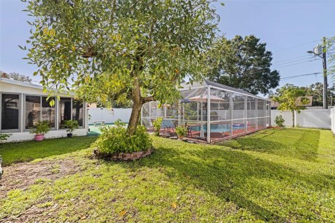 House in Pinellas Park, Florida 2 bedrooms, 78.97 sq.m. № 1852622 - photo 25
