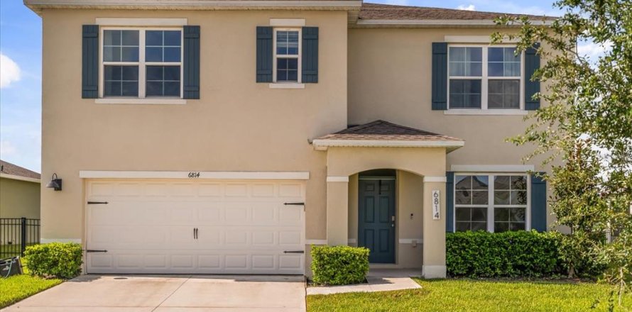 Villa ou maison à Saint Cloud, Floride 5 chambres, 243.96 m2 № 1866142