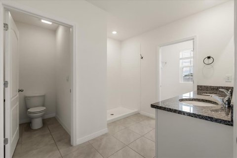 Villa ou maison à vendre à Saint Cloud, Floride: 5 chambres, 243.96 m2 № 1866142 - photo 25