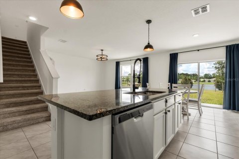 Villa ou maison à vendre à Saint Cloud, Floride: 5 chambres, 243.96 m2 № 1866142 - photo 6