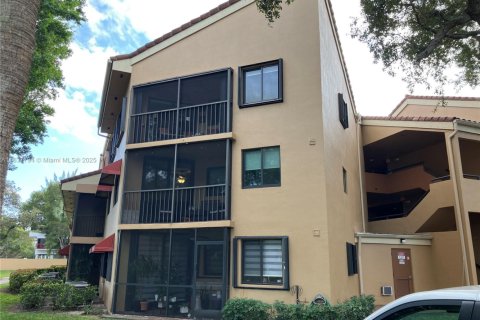 Copropriété à louer à Miami Lakes, Floride: 2 chambres, 101.26 m2 № 1832419 - photo 20